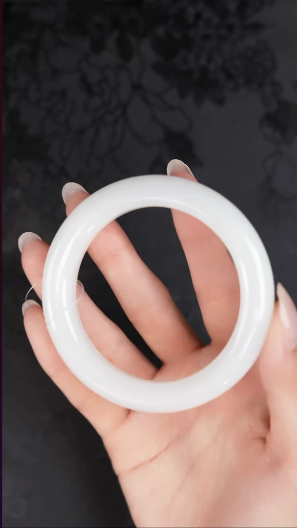 未镶嵌手镯和田玉（白玉）俄芭莎 57.6 工厂抛货 不退不换