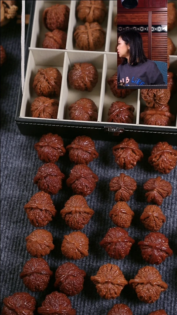 【闪购商品】文玩核桃金牌苹果园