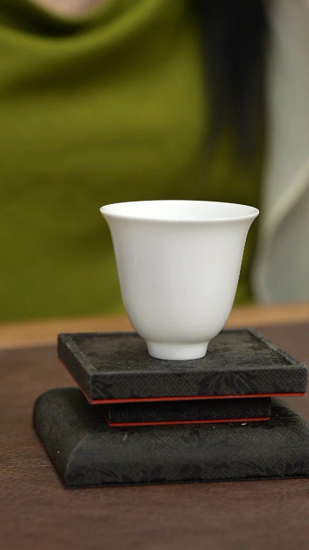 景德镇白胎闻香杯