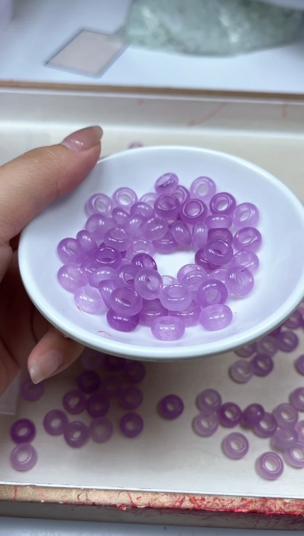 玛瑙/玉髓散珠未镶嵌M931冰紫罗兰玛瑙甜甜圈10*内5mm20颗9.9元