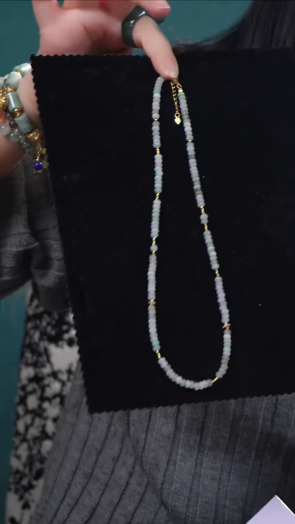 颈饰银S925镀金镶嵌翡翠蕾*?翡翠项链