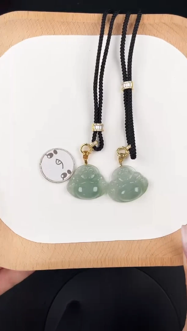 翡翠未镶嵌颈饰LH013翡翠冰中小佛+送同款绳子多样性发其一