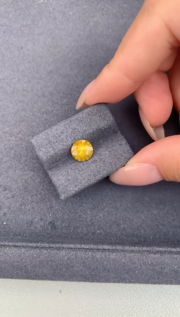 裸石彩色蓝宝石2ct 黄色蓝宝石FA