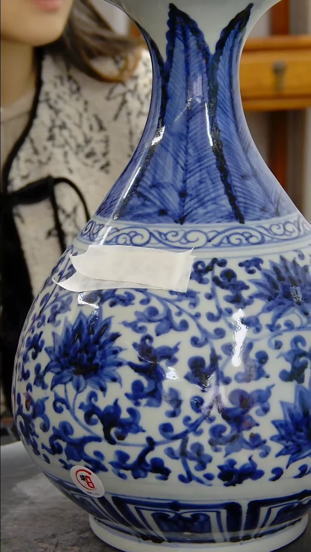 瓶青花缠枝莲纹玉壶春瓶#1399#