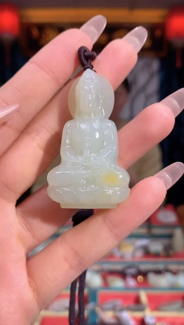 和田玉未镶嵌颈饰观音