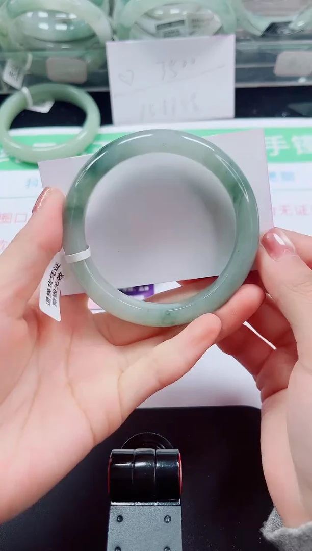 未镶嵌手镯石英岩玉30-58/59