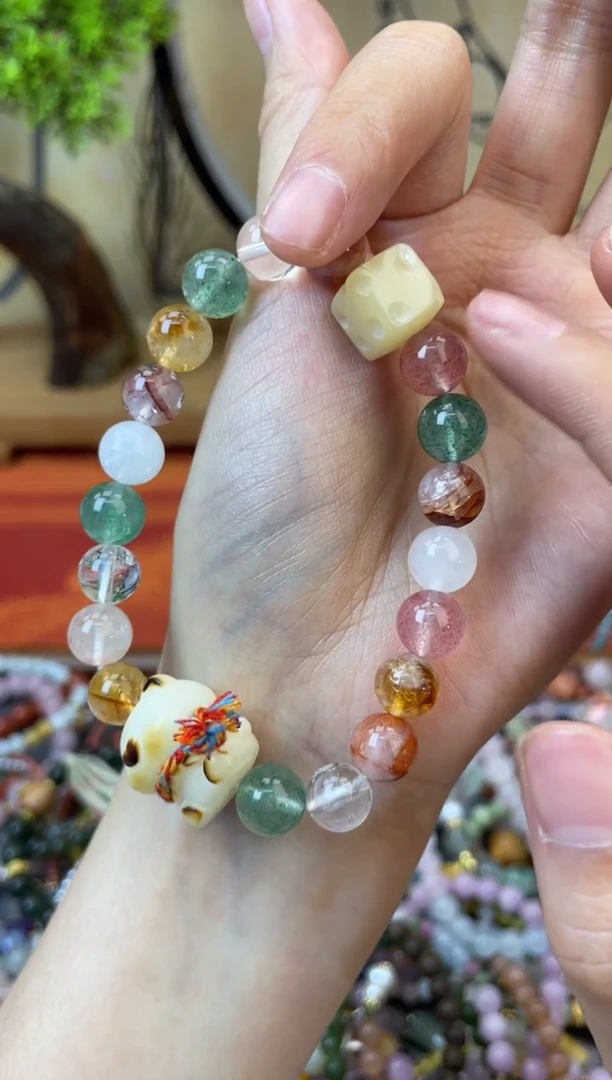 【闪购商品】石英质玉手饰未镶嵌248手串