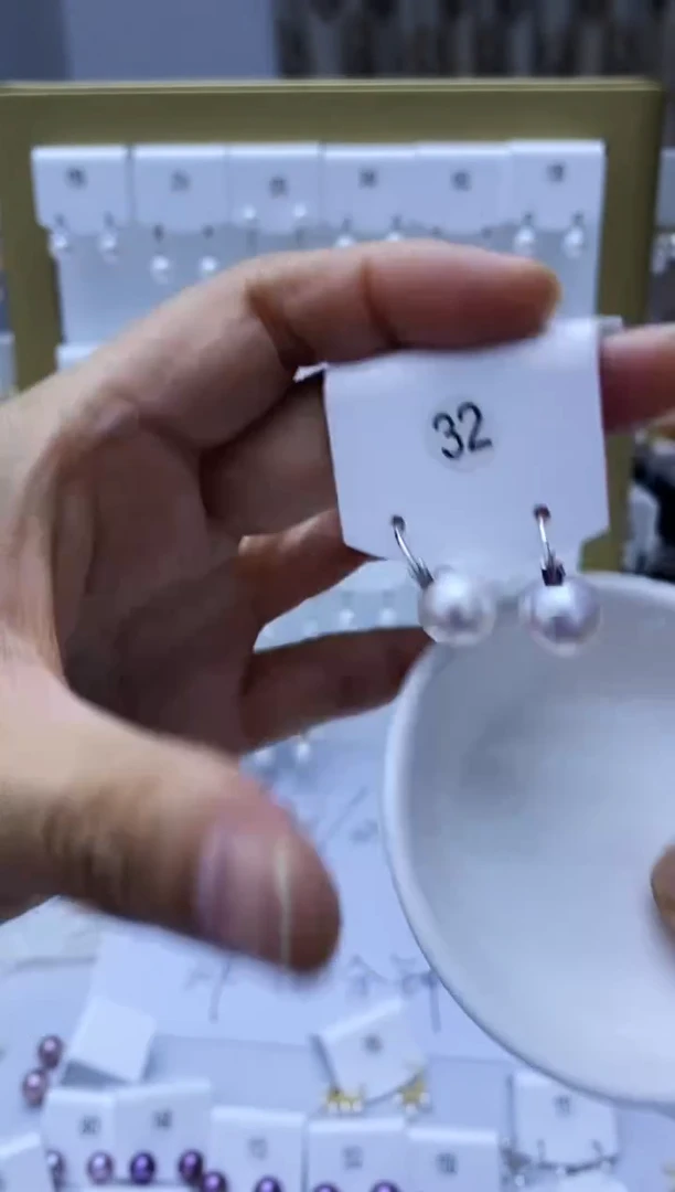 银S925镶嵌耳饰淡水珍珠32