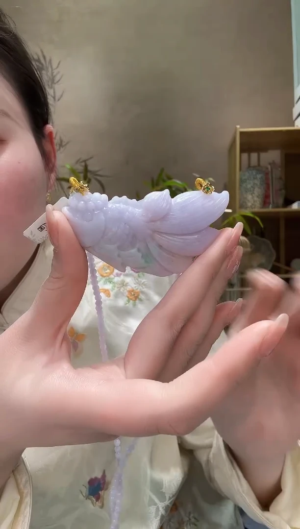 【闪购商品】翡翠颈饰未镶嵌吊坠