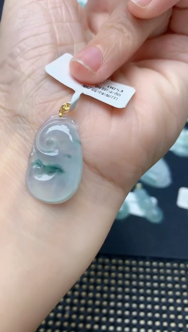 颈饰18K金镶嵌翡翠天然缅甸A货翡翠