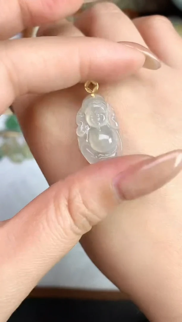 颈饰18K金镶嵌翡翠25111901