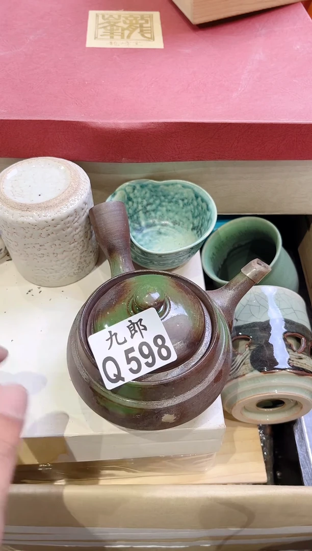 瓷片蓝***白598向 蓝色的空白向 蓝色的空白