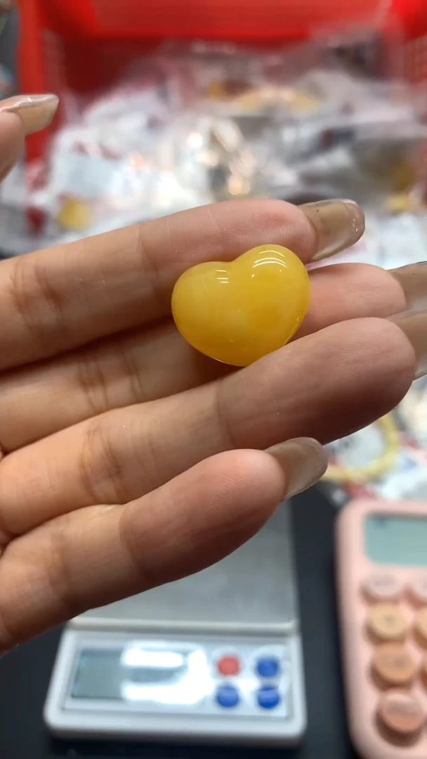 未镶嵌琥珀珠宝奇石4/2发1