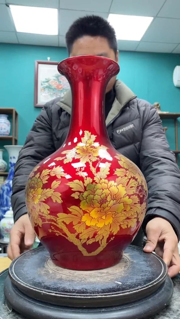 摆件大红赏瓶陶瓷摆件