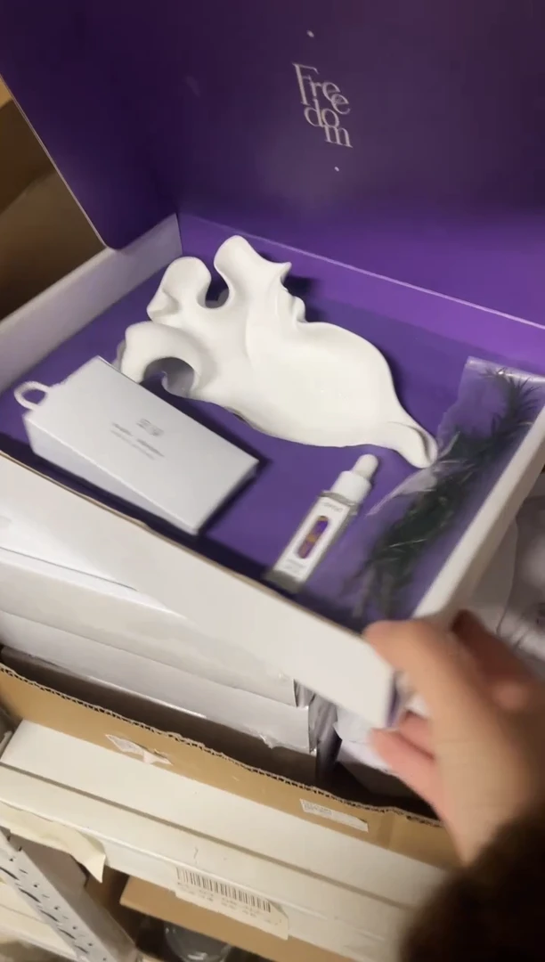 有机玻璃鸢尾香薰1709-2