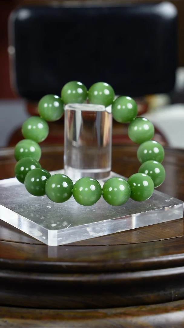 未镶嵌和田玉挂件鼎*1