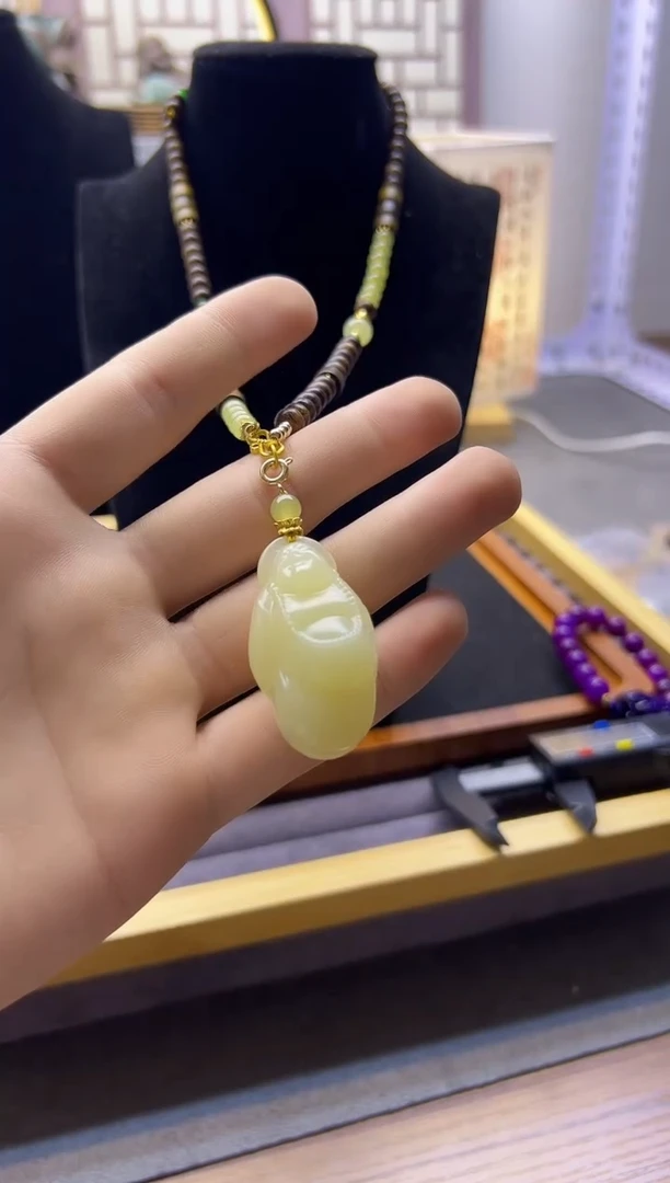 【闪购商品】和田玉颈饰14K金镶嵌X821