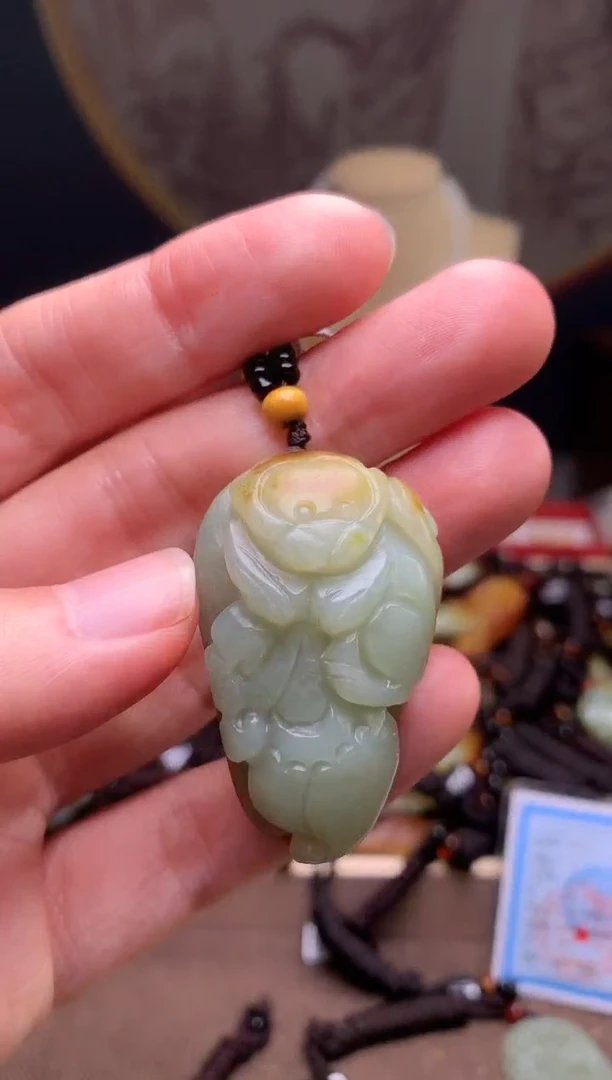颈饰未镶嵌和田玉新疆料青海料清水和田玉吊坠