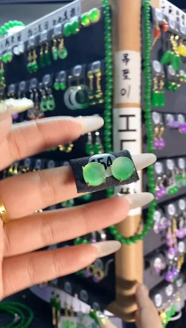 【闪购商品】翡翠颈饰银S925镶嵌154...