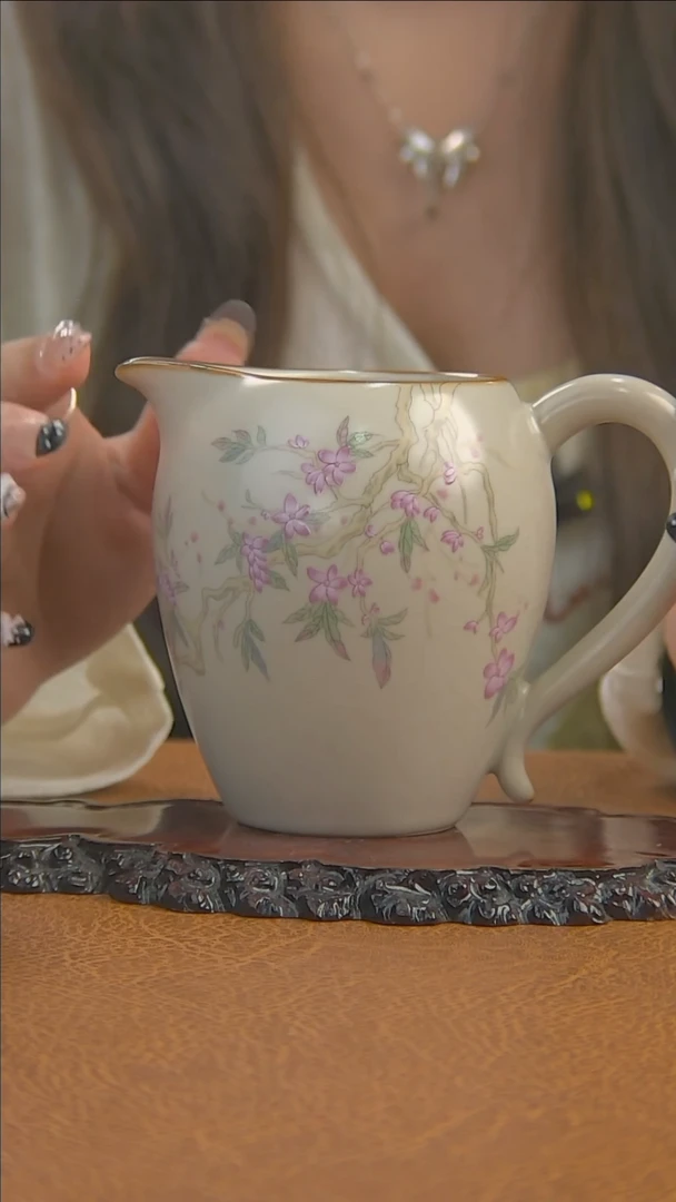 景德镇桃花公道杯