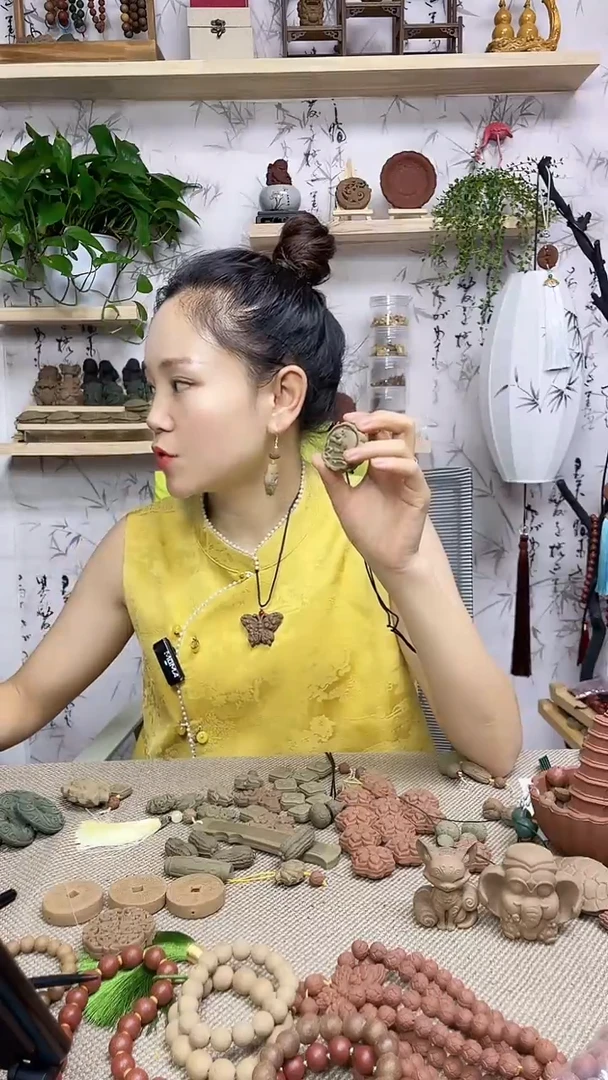 泥塑汤香身芄老鼠牌大瑕