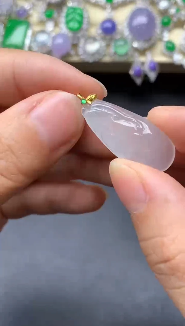 颈饰18K金镶嵌翡翠49国好珍宝