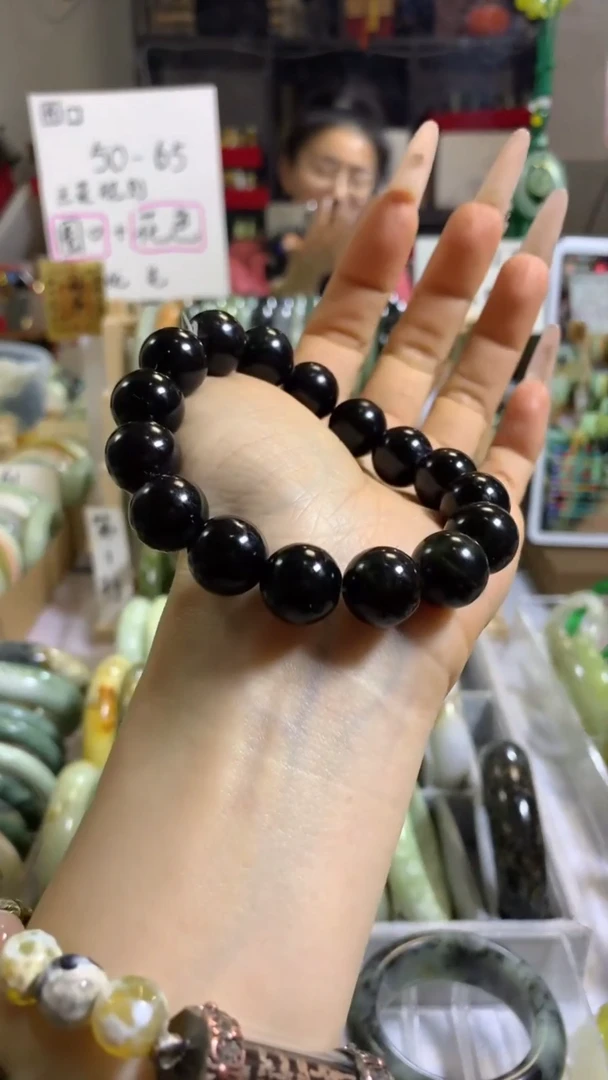 未镶嵌岫玉手串47 包容