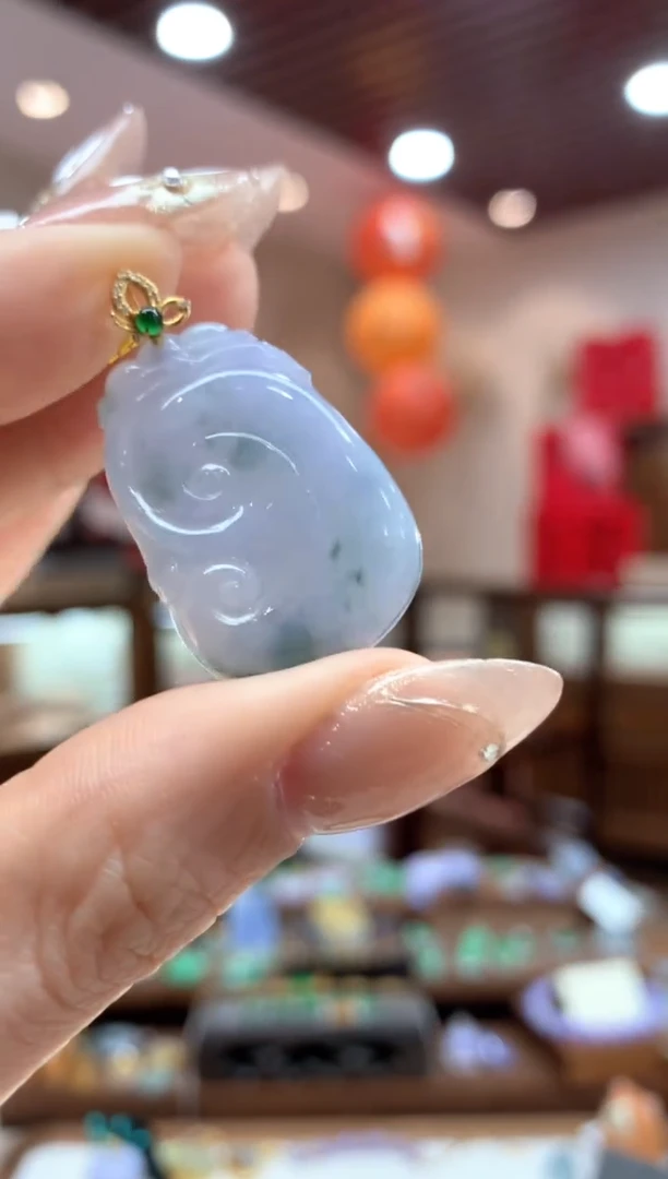 【闪购商品】翡翠吊坠(不含链)18K金镶嵌如意