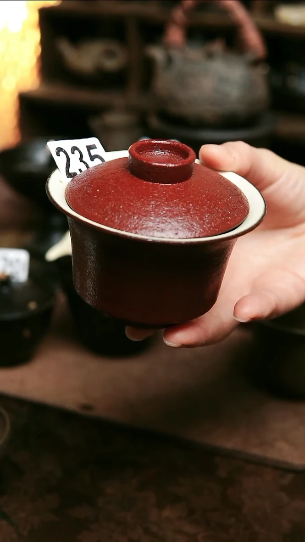 紫砂全手工粉引内白（有雨漏）盖碗120毫升