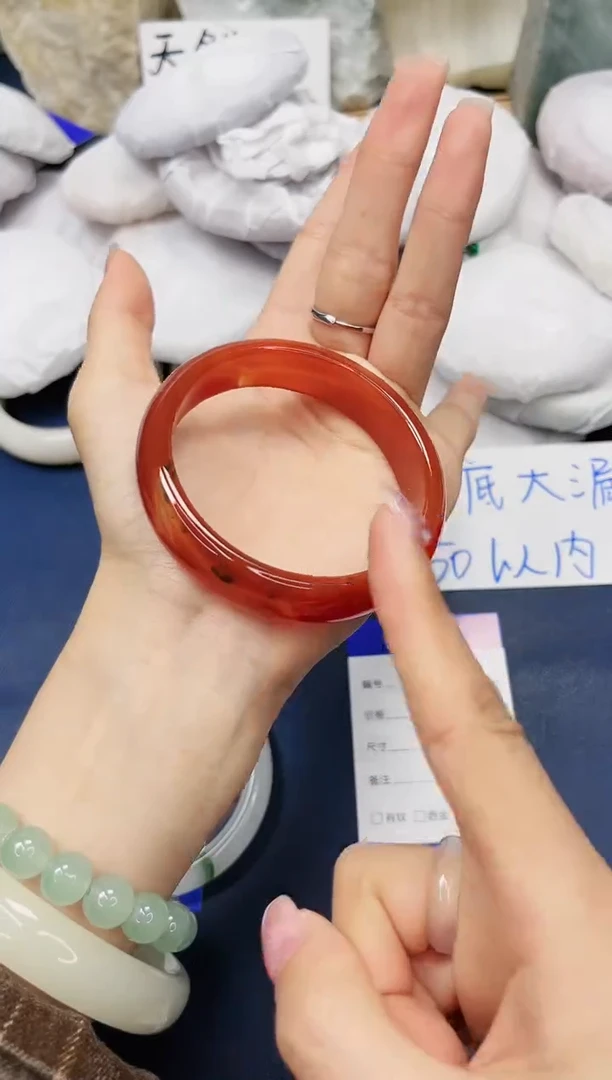 【闪购商品】石英质玉手镯未镶嵌490-玛瑙-圈口59