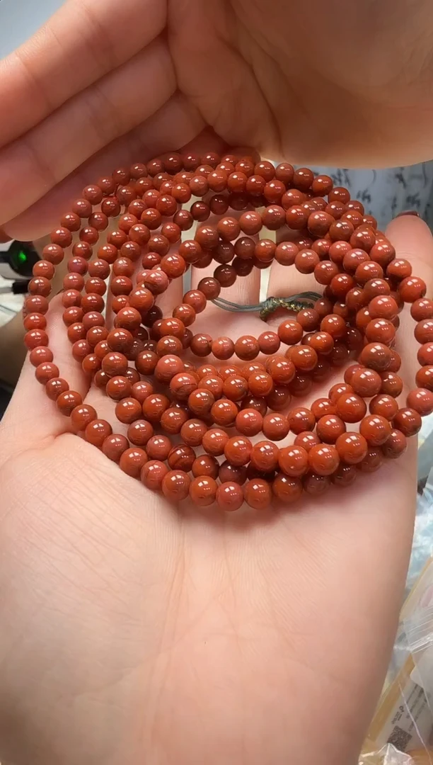 裸石琥珀未镶嵌随机一件