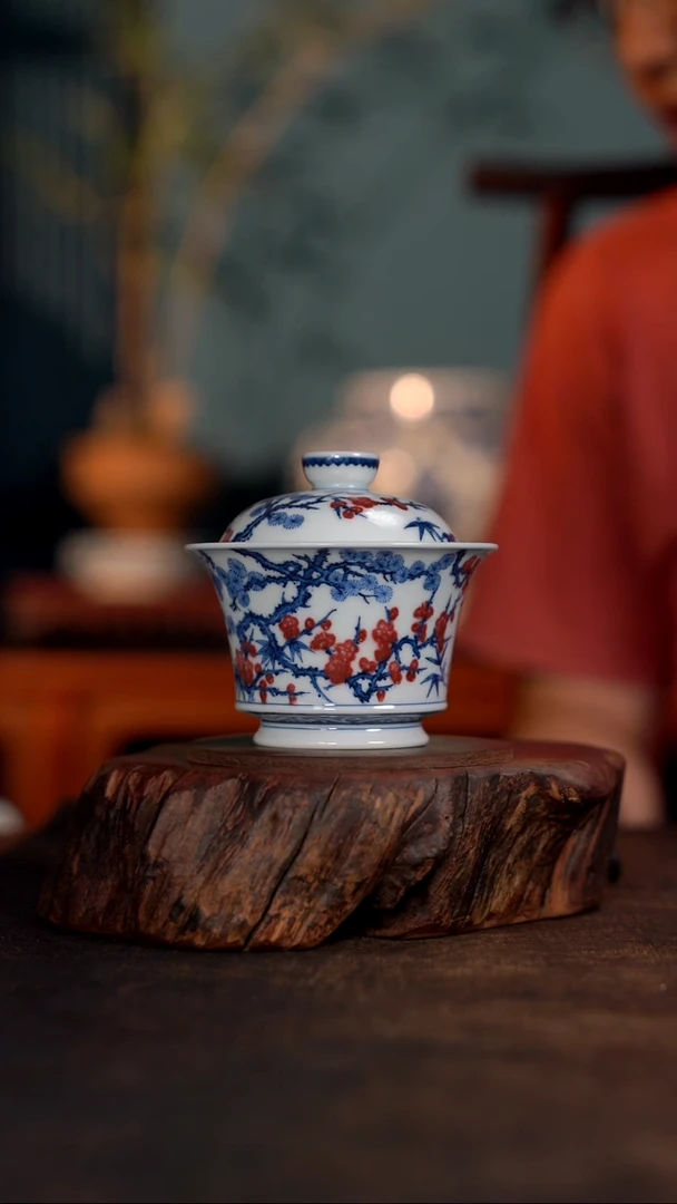 阳春白雪松竹梅马蹄盖碗