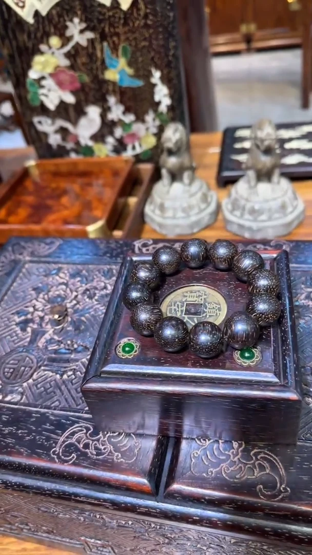 木香圆珠两件套邵氏紫檀木艺