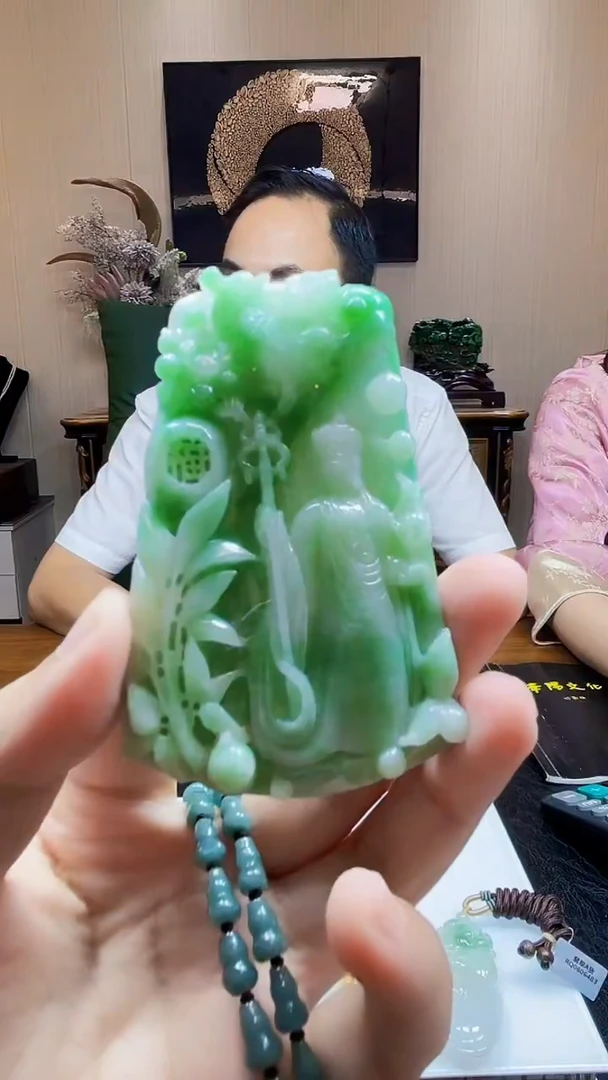 未镶嵌定制翡翠吊坠151