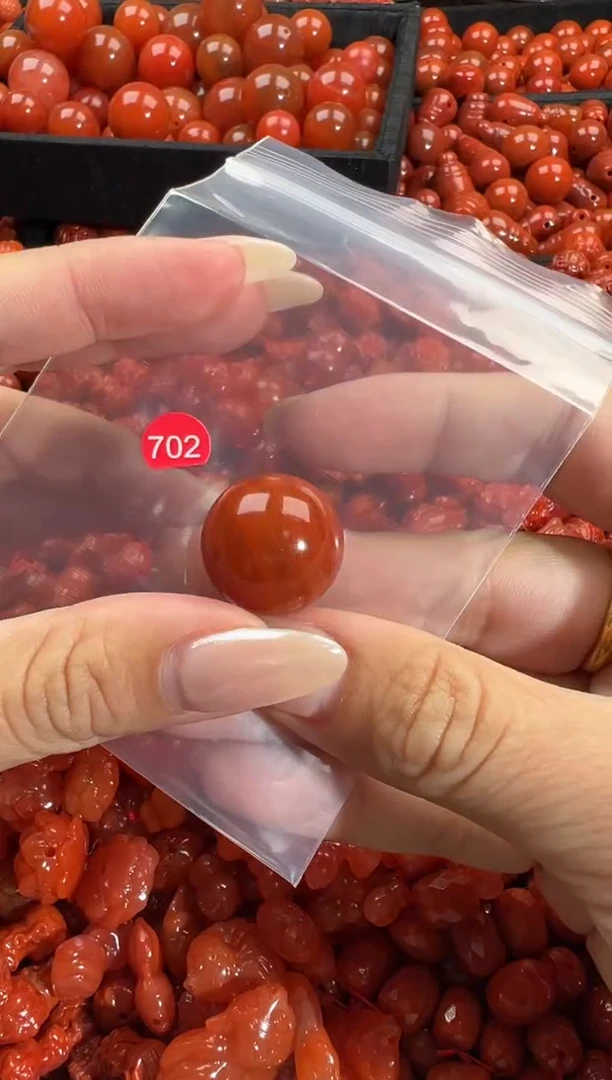 颈饰未镶嵌南红玛瑙1