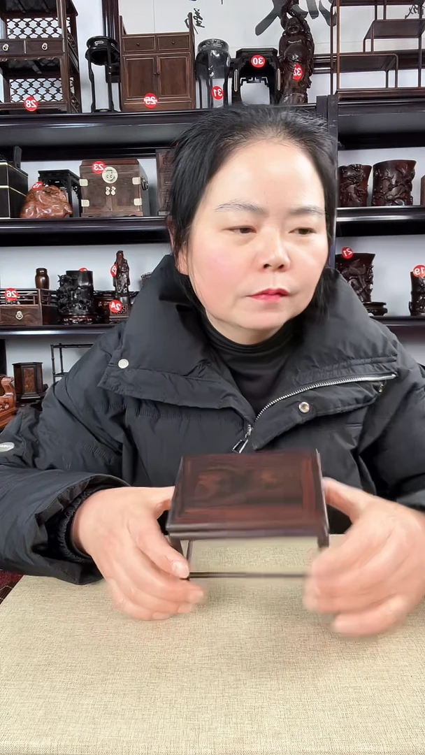 【闪购商品】木619老李红木工艺品