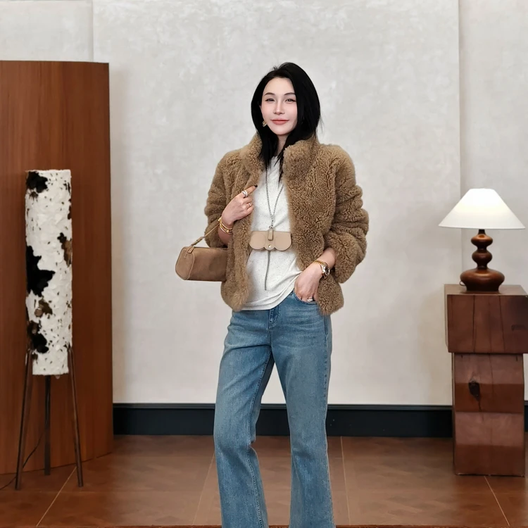 PENNYPENG公主日记早春独特时尚复古气质百搭咖色保暖羊皮短外套