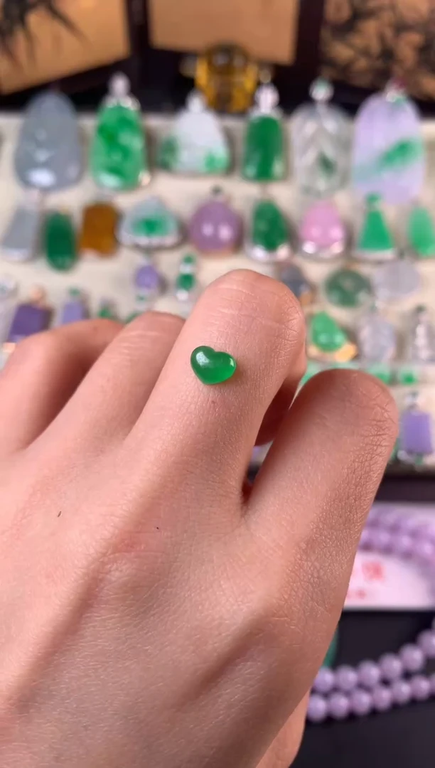 未镶嵌定制翡翠裸石（镶嵌定制）