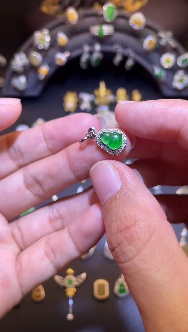 吊坠(不含链)银S925镶嵌翡翠1