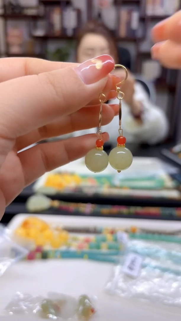 【闪购商品】和田玉耳饰14K金镶嵌E702
