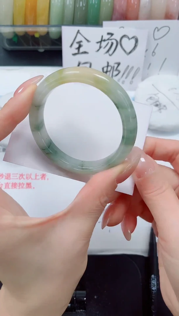 未镶嵌手镯石英质玉75-54.2