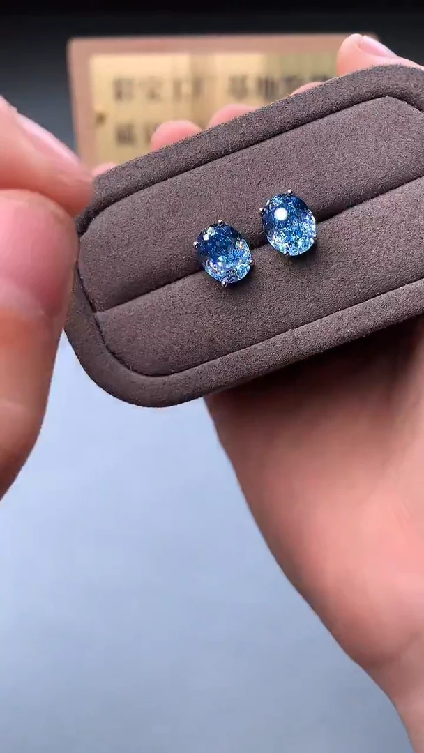 银S925镶嵌耳钉海蓝宝石1111