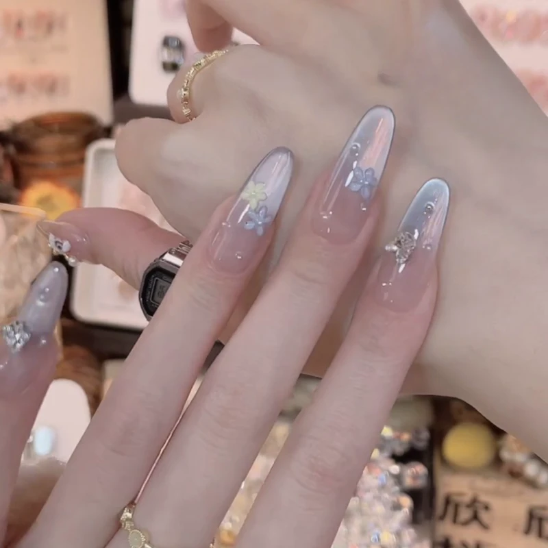 蓝色小花】纯手工穿戴甲可拆卸美甲显白高级感轻奢指甲贴指美甲ins