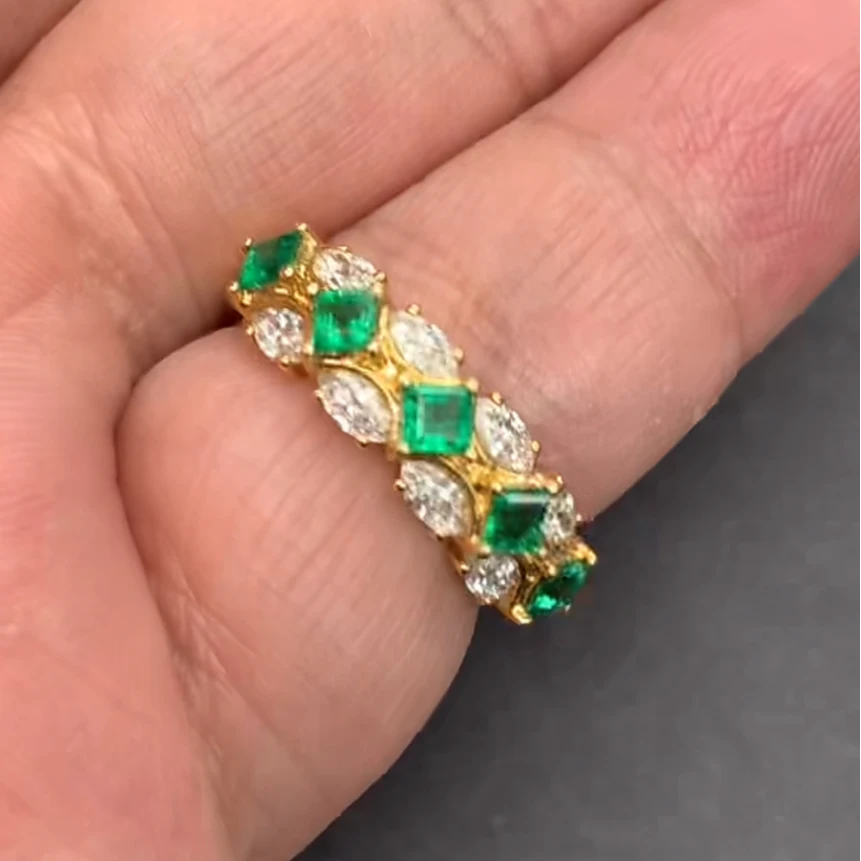 18K金祖母绿戒指70分