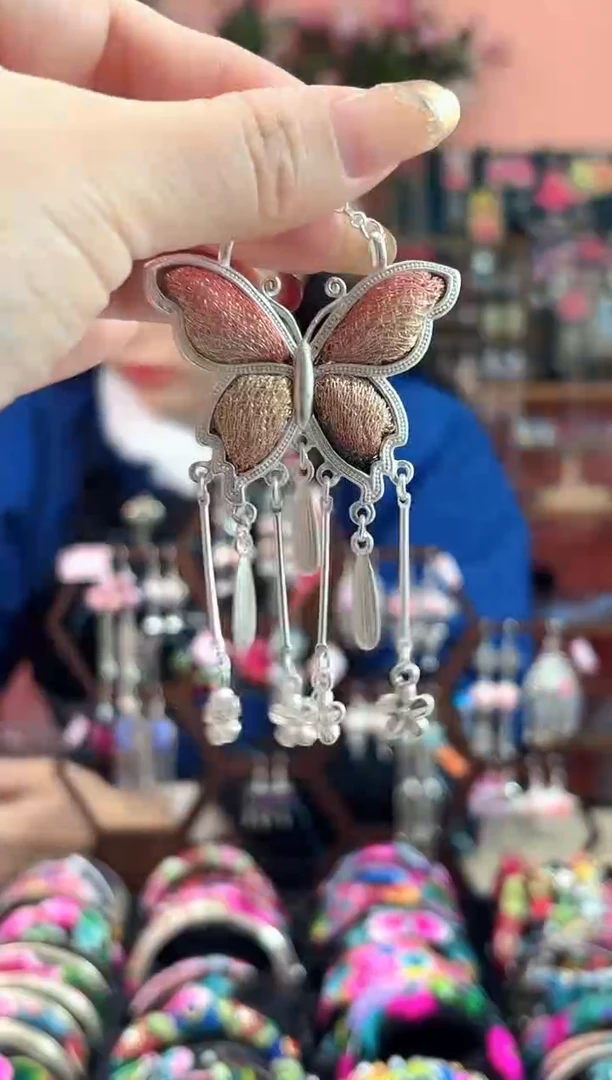 福*艺枝独绣手工饰品1