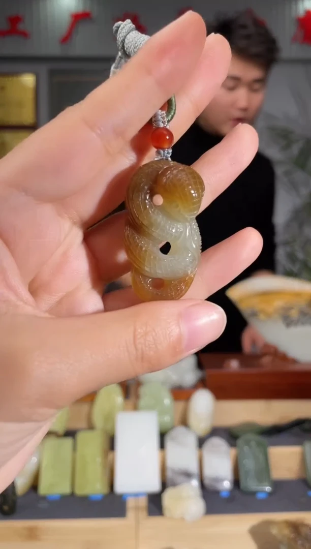 【闪购商品】和田玉颈饰未镶嵌拍一发一 多样性发货