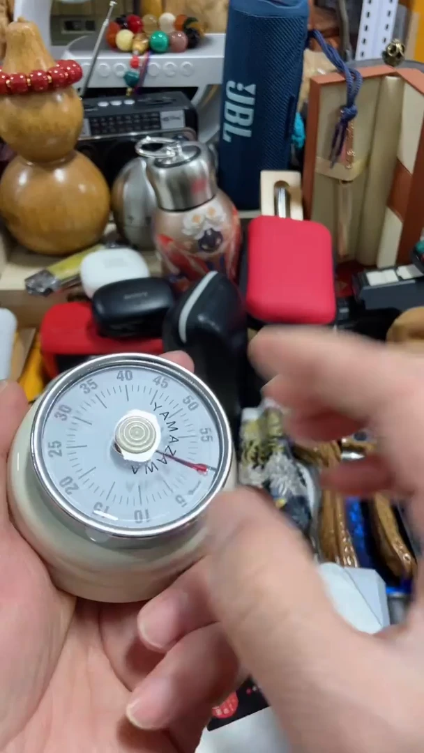 瓷片闪购商品  如图所示