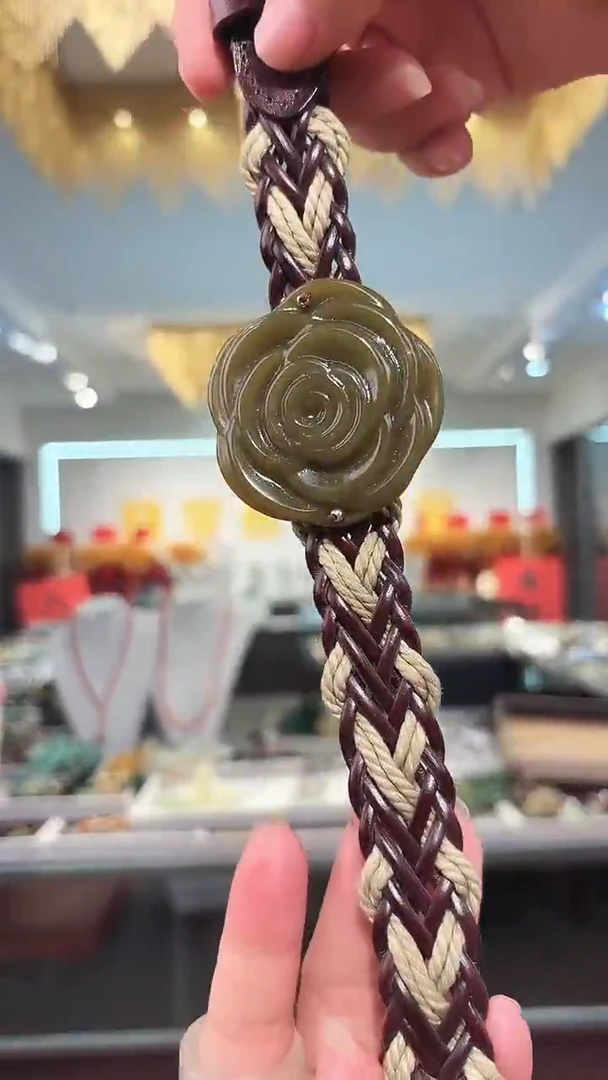 颈饰未镶嵌和田玉手牌
