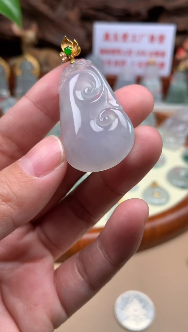 【闪购商品】翡翠颈饰18K金镶嵌如意