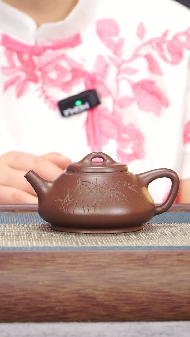 茶壶紫砂底槽青 子冶石瓢